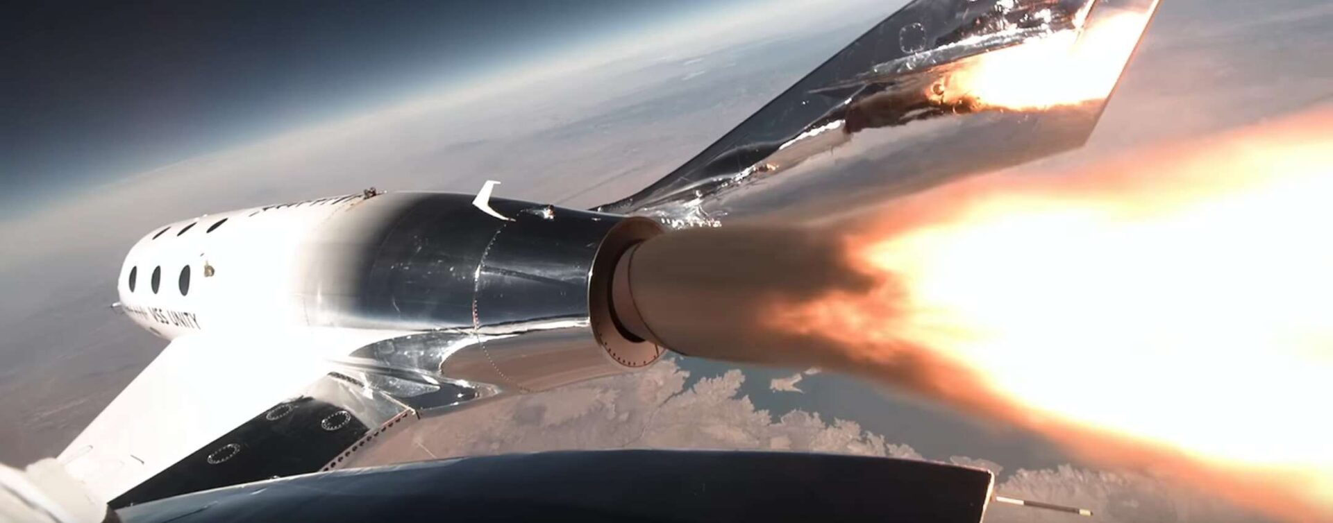 Come sarà il primo volo commerciale di Virgin Galactic con l